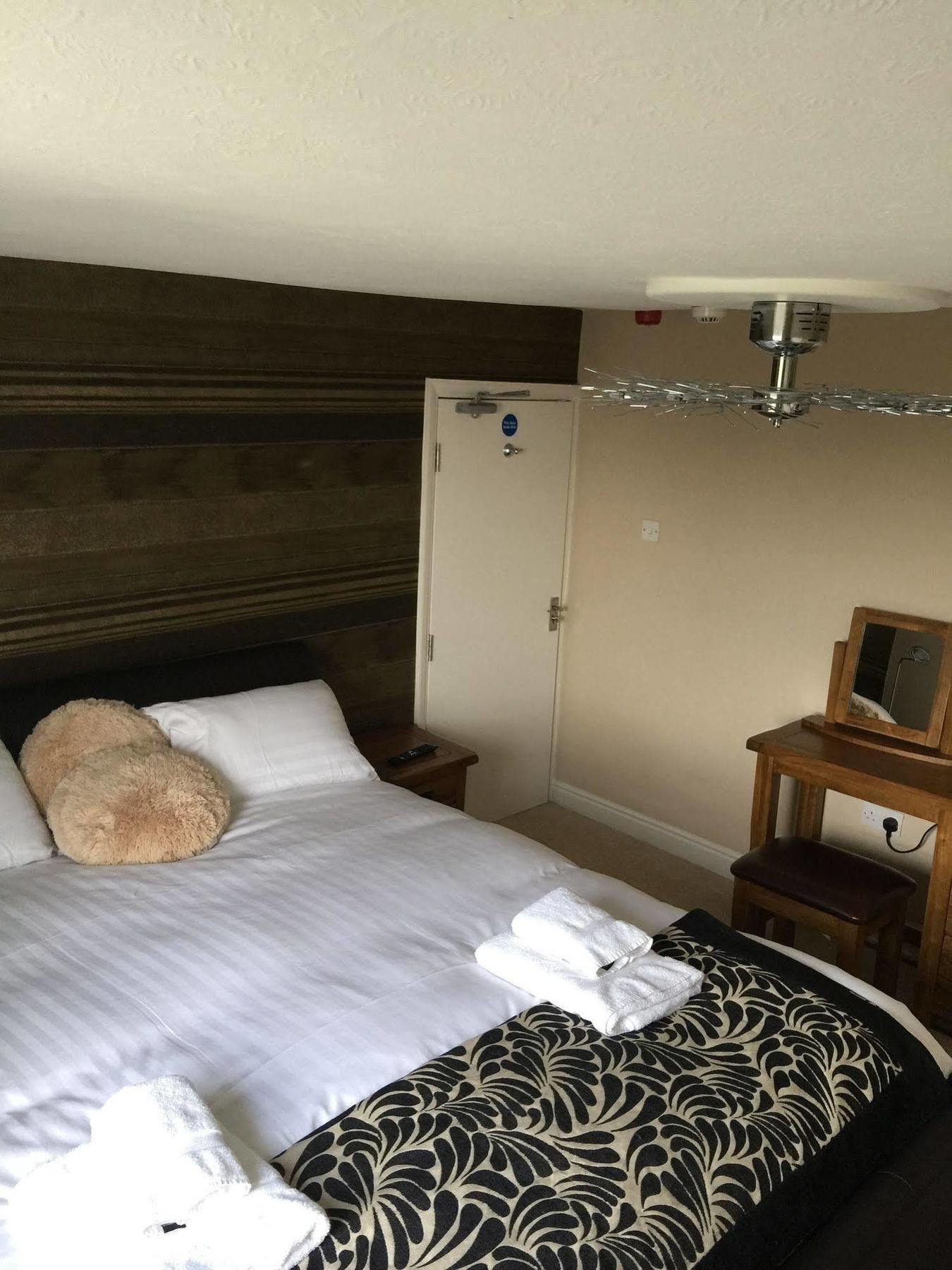 The White Swan Hotel Escrick ภายนอก รูปภาพ